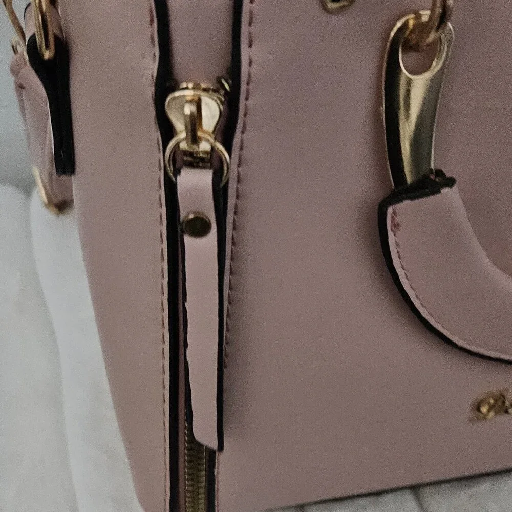 Danbaoly Pink handbag w/handles and crossbody strap NWOT